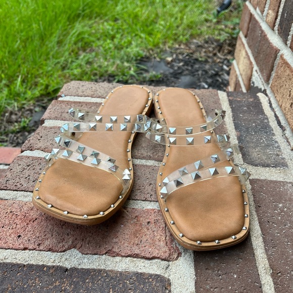 Studded Rhinestone Clear Sandals Size 10 - Picture 2 of 5